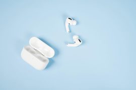 Best Noise-Cancelling Earbuds